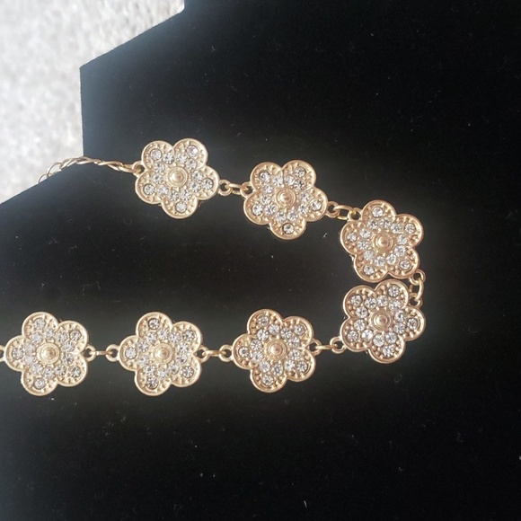 boutique Jewelry - Unbranded clover bracelet